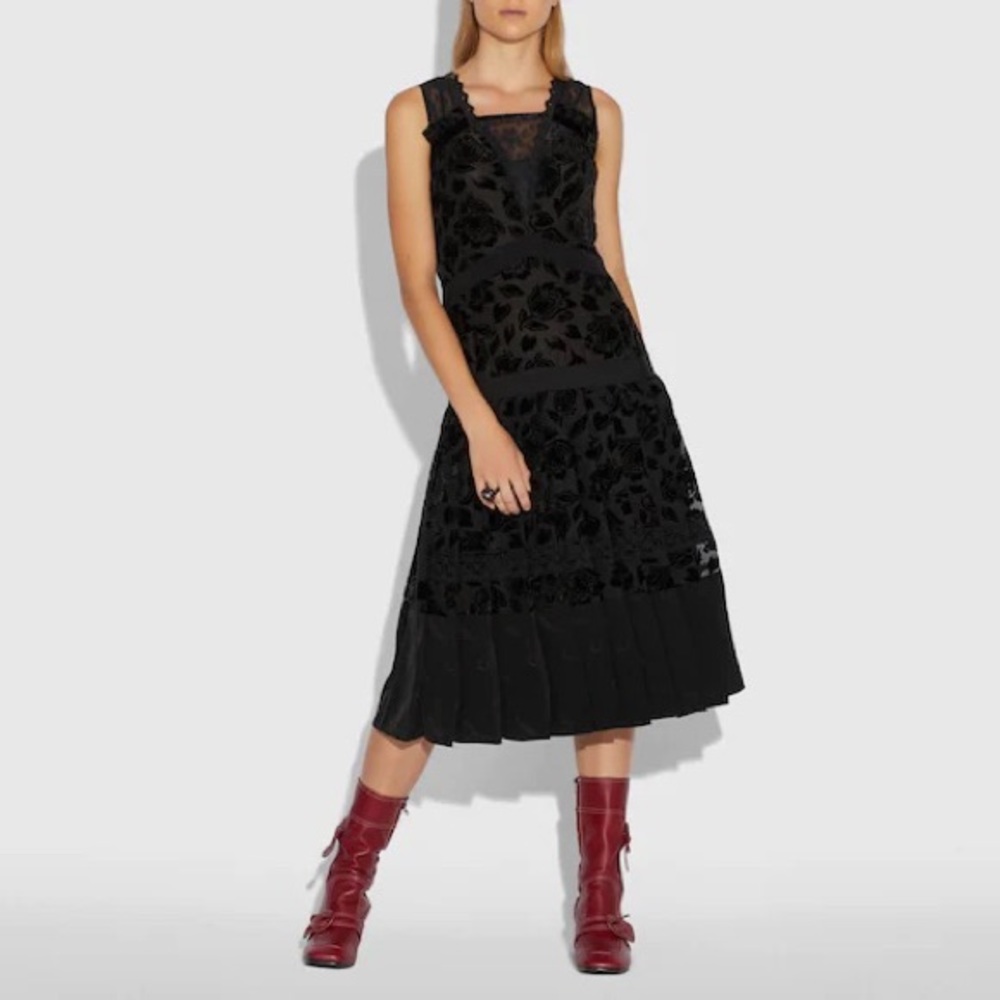 Coach Black Velvet Sleeveless Dress - Size 6